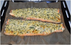 Форель под сыром
