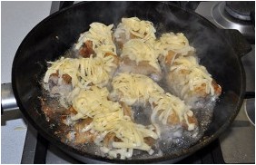 (жареный, минтай, сырной, корочкой) Жареный минтай под сырной корочкой