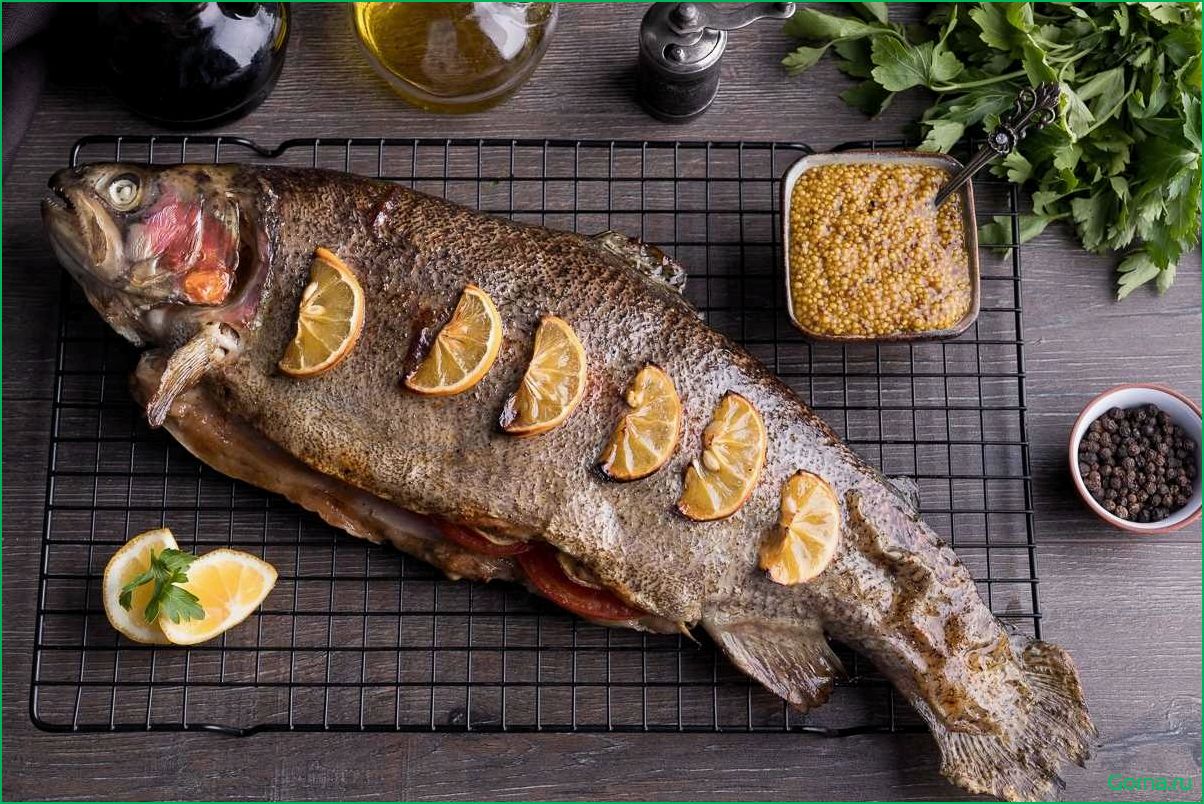Блюда рыбы форели